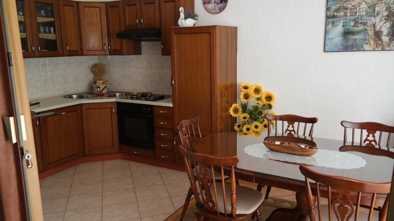 Apartman Ana Нови-Винодолски Экстерьер фото